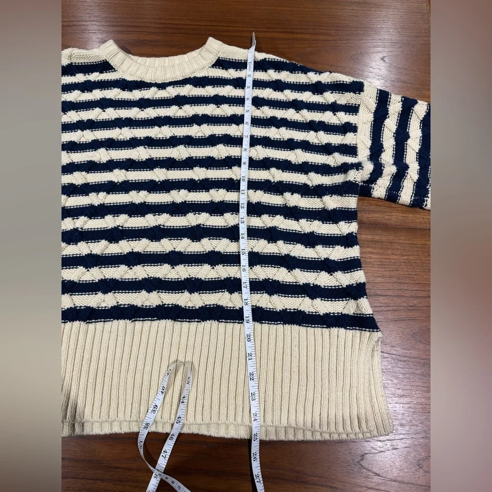 Madewell Cable-Knit Oversized Sweater in Stripe White and Navy Blue‎ Size XL